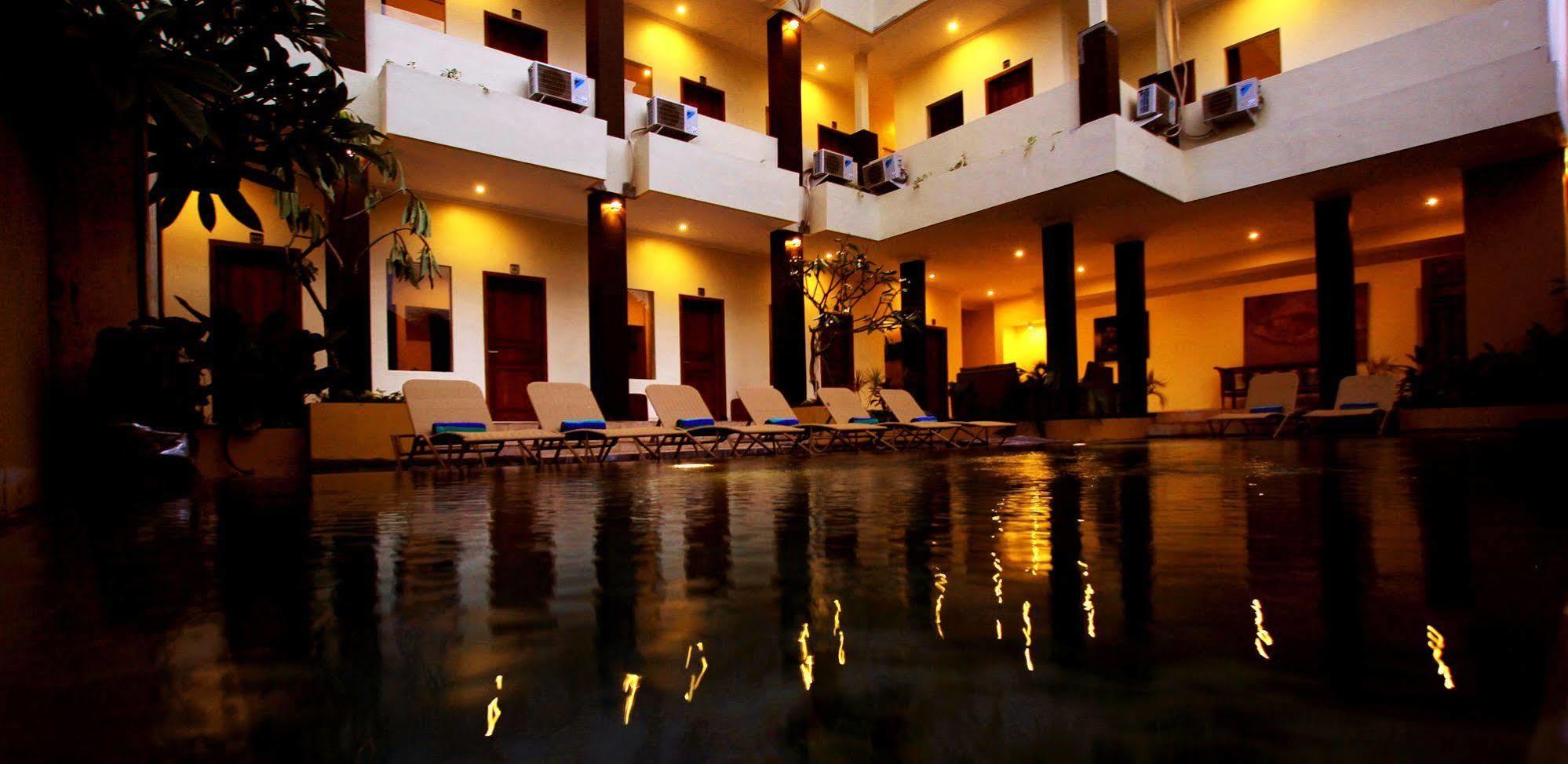 Nomad Hub Canggu Buitenkant foto